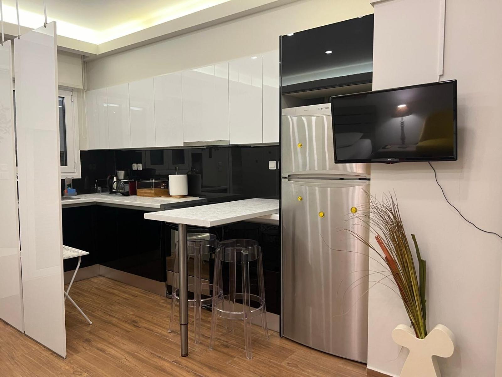 Perraivou Apartment *